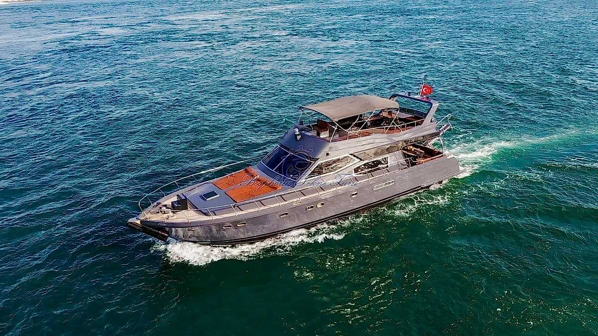 Unutulmaz Anlar İçin İstanbul Boğazı’nda Lüks Tekne Kiralama